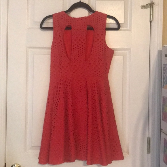 Ladies dress - Picture 5 of 5